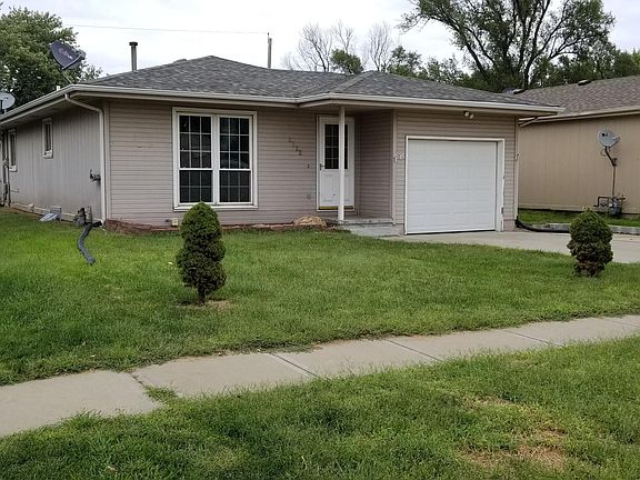 2nd image of 2722 8th Ave