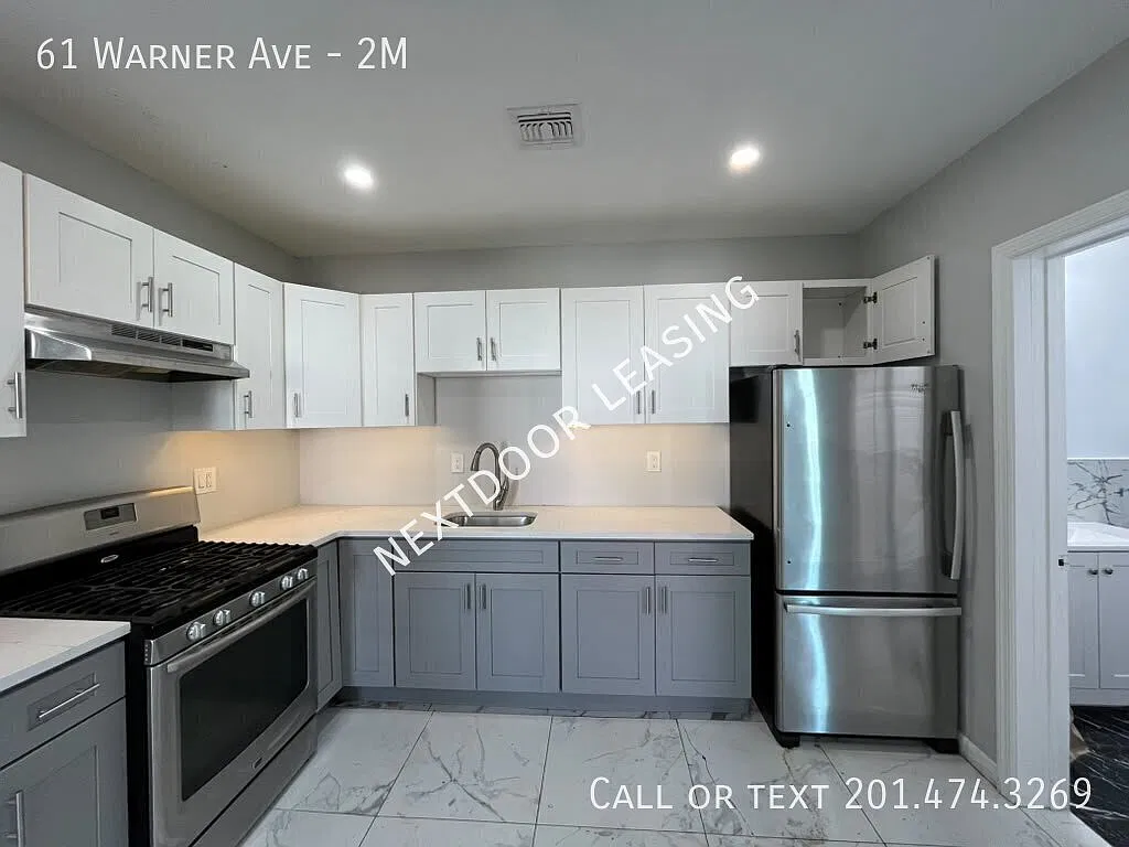 61 Warner Ave — Photo 1