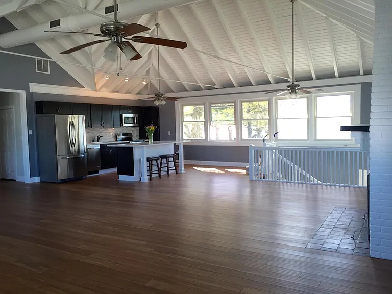 48 S River Rd S #200 — Photo 6