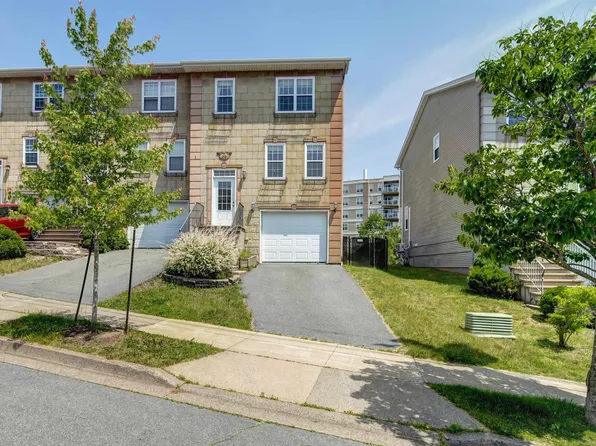 29 Brigadier Ct, Halifax, NS B3M 4Y4