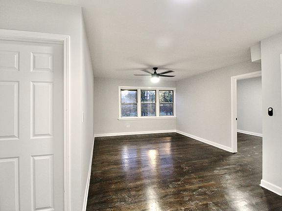 5th image of 3338 W Bryn Mawr Ave APT 3