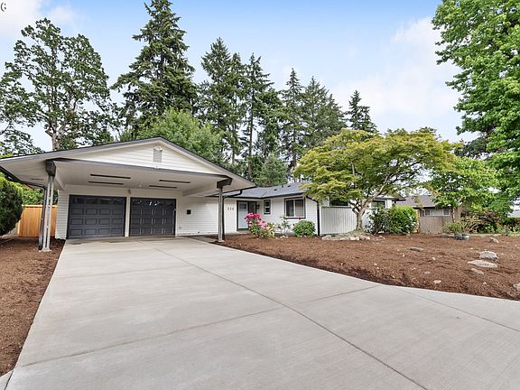 2nd image of 220 SW 144th Ave