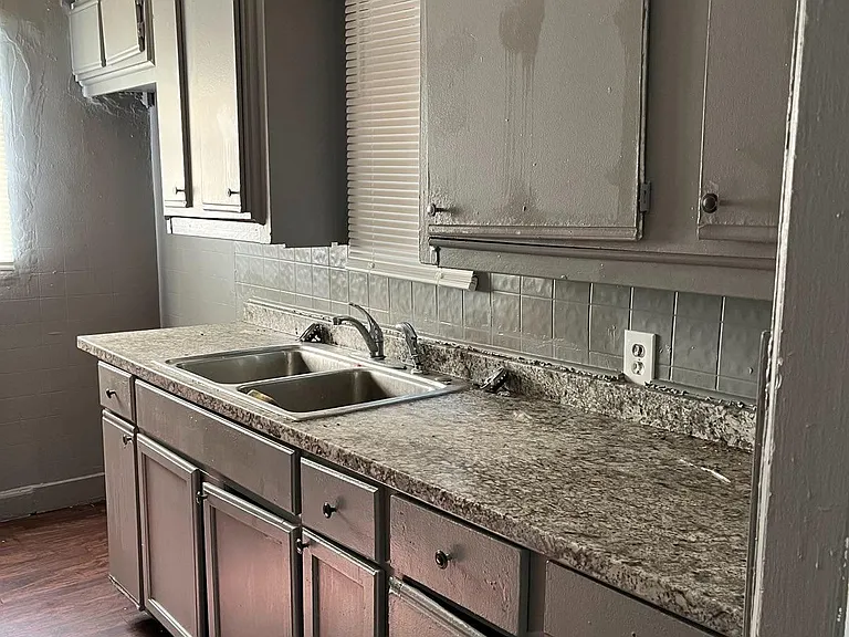 9311 Bedford St — Photo 2