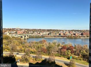 1111 19th St N APT 1509, Arlington, VA 22209