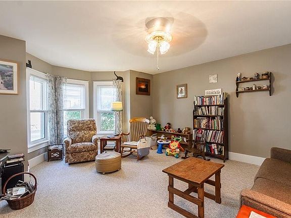3rd image of 87 Roselawn Ave #1
