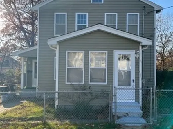 12 Whipple Ave, Brockton, MA 02302