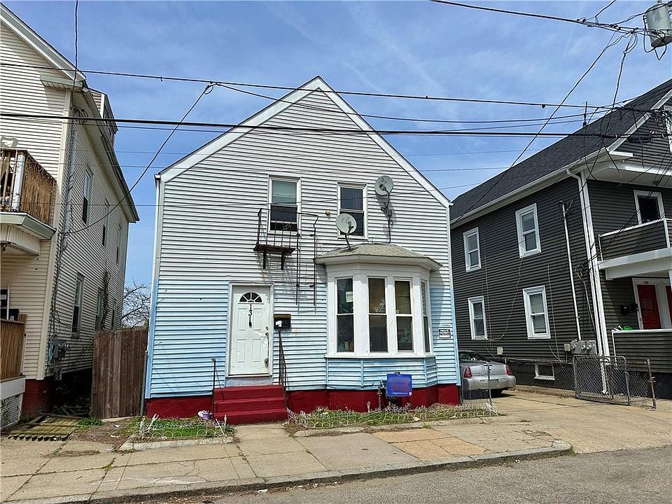 2nd image of 131 Cleveland St