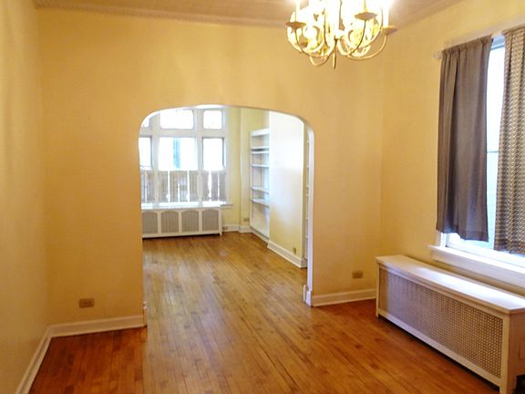 4th image of 2619 W Superior St #1F