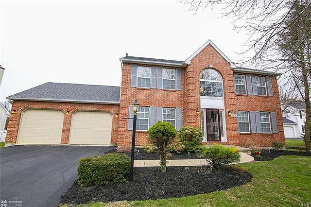 1st image of 1018 Woodmere Dr