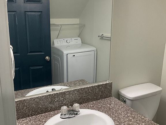 5th image of 9801-9823 NE Glisan St #9807