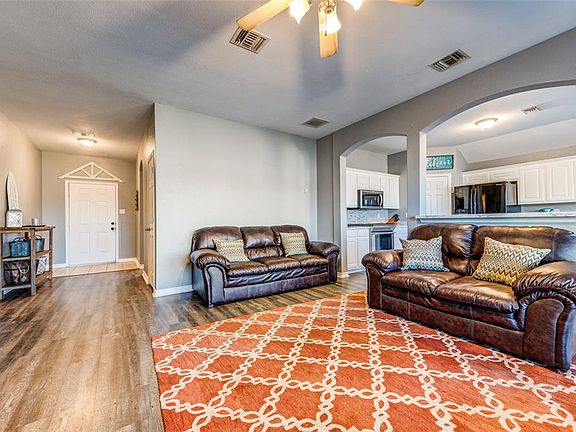 5th image of 107 Hamblen Blvd