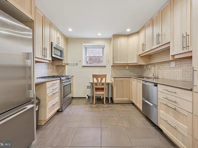 40 Old Lancaster Rd #311 — Photo 12