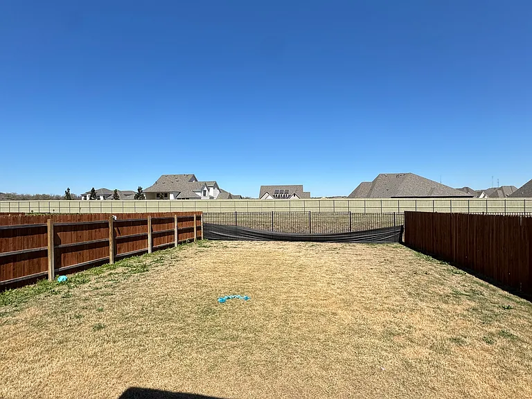 281 Redonda Dr — Photo 23