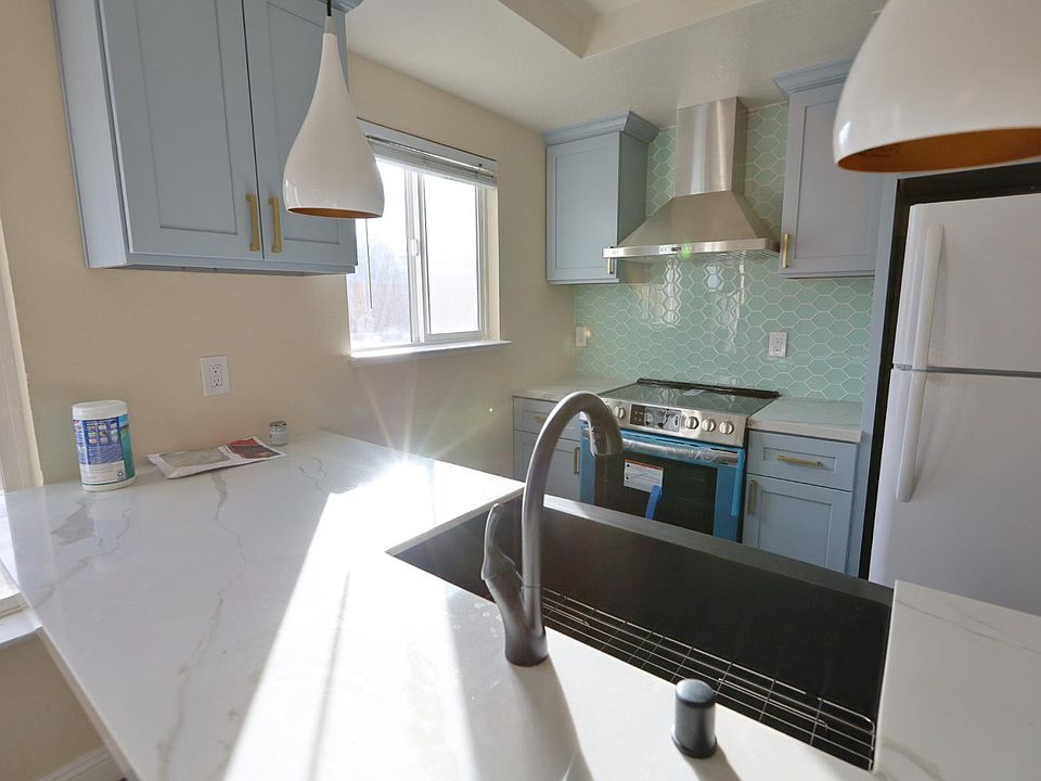 1st image of 1488 Douglas St #1