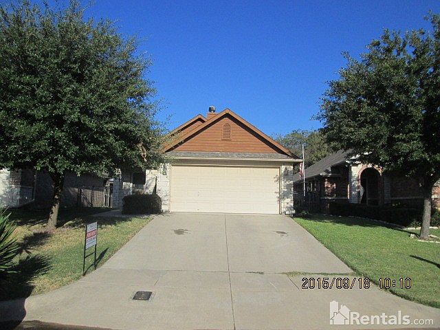 1st image of 808 Claycourt Cir