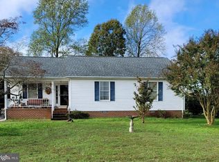 914 Sunnyside Rd, Tappahannock, VA 22560