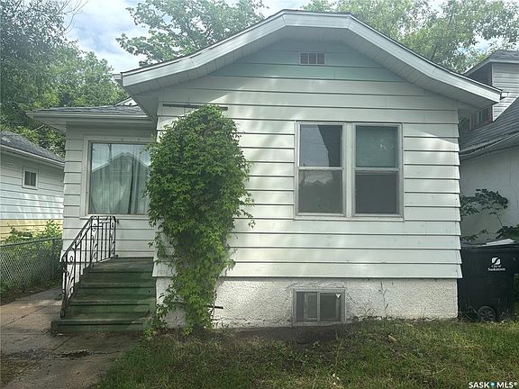 2nd image of 416 I AVENUE S