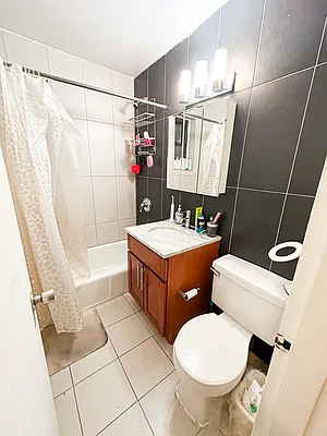 Rented by Corcoran | media 16