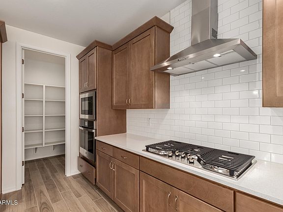 4th image of 4823 W CAPISTRANO Avenue
