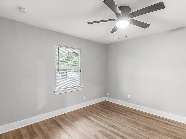 5105 Oak Ave — Photo 10