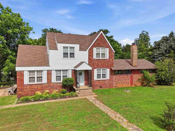 601 N 14th St, Perry, OK 73077