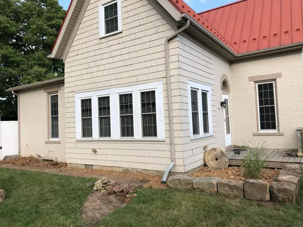 344 E Mill St, Circleville, OH 43113