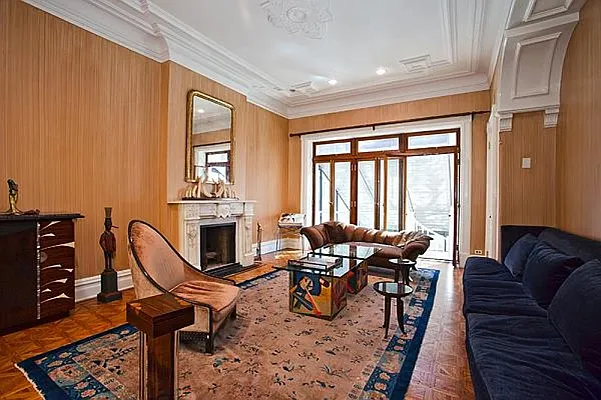 Sold by Leslie J. Garfield | media 3