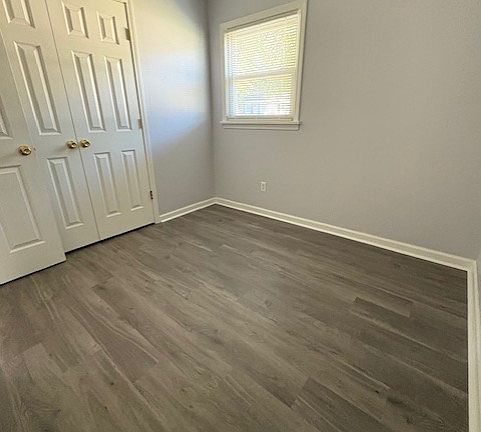 5th image of 11015 Lansford Dr