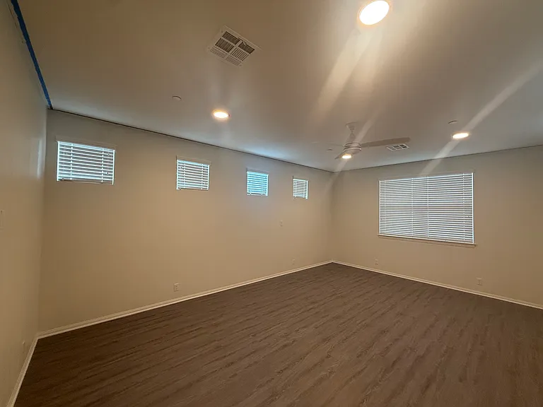 7742 Haywood Pl — Photo 10
