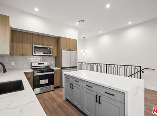 1733 S Barrington Ave, Los Angeles, CA 90025