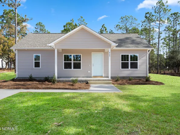 2213 Meadowood Road, Southport, NC 28461