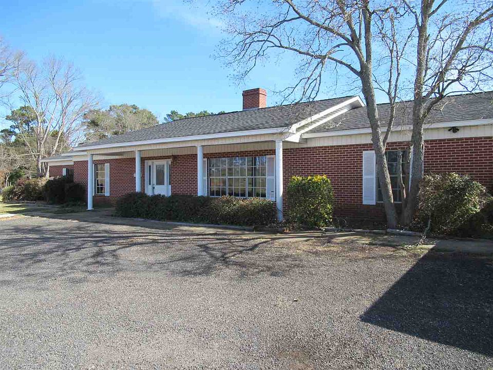 1st image of 3320 W Pinecrest Dr