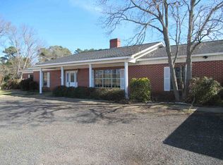 3320 W Pinecrest Dr, Marshall, TX 75670
