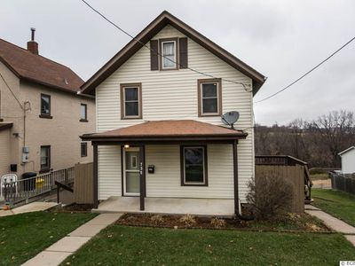 735 Cleveland Ave, Dubuque, IA, 52003
