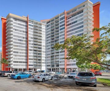 1351 NE Miami Gardens Dr, Miami, FL, 33179