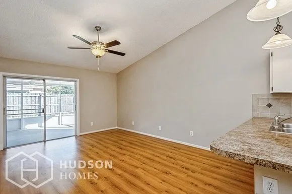 3119 Sean Way — Photo 3
