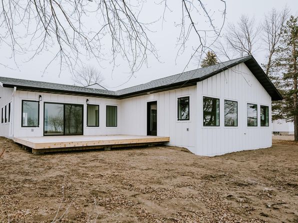 123 River View Rd, Ottertail, MN 56571
