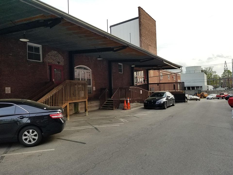 1st image of 585 S Upper St APT 120