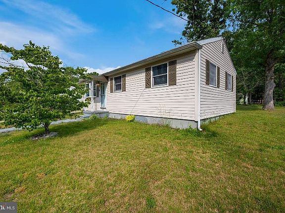 2nd image of 18 Coville Dr