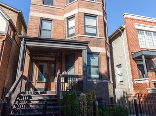 1740 W Henderson St APT 3, Chicago, IL 60657