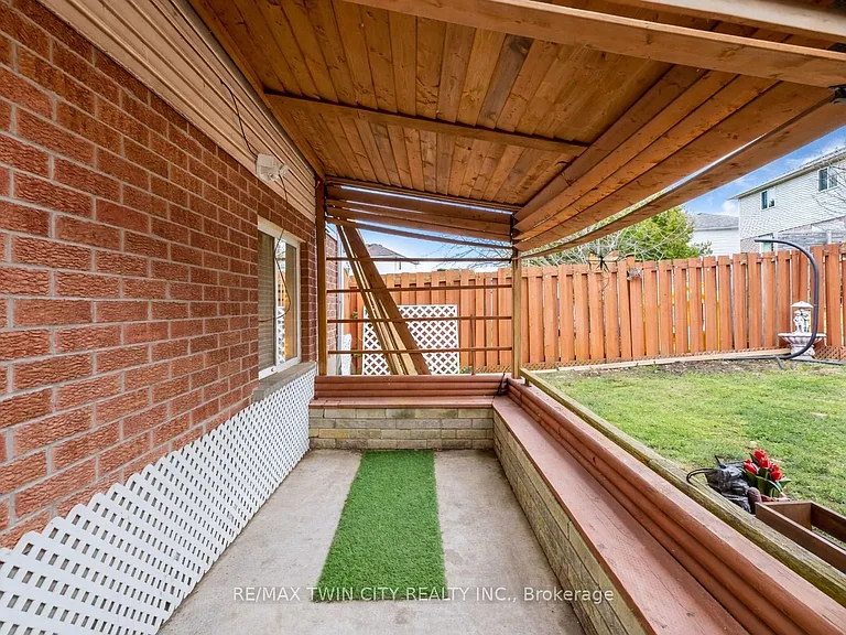 183 Bush Clover Cres — Photo 34