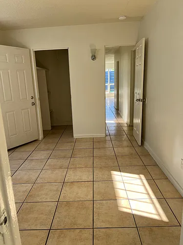 2317 Grand Ave Photo 1