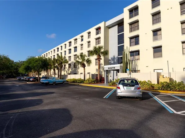 701 S Madison Ave APT 502, Clearwater, FL 33756