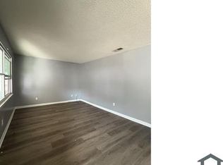 409 Oporto Madrid Blvd S #J, Birmingham, AL 35206