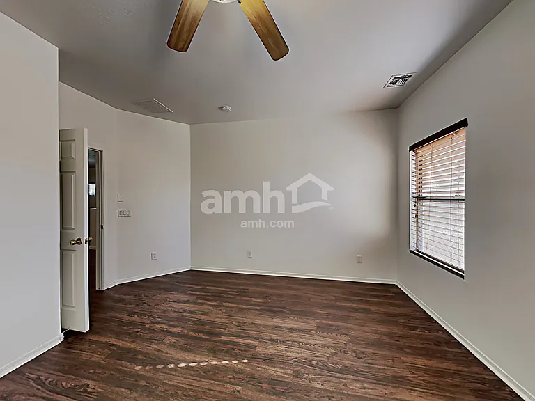 16600 N 176th Ln — Photo 14