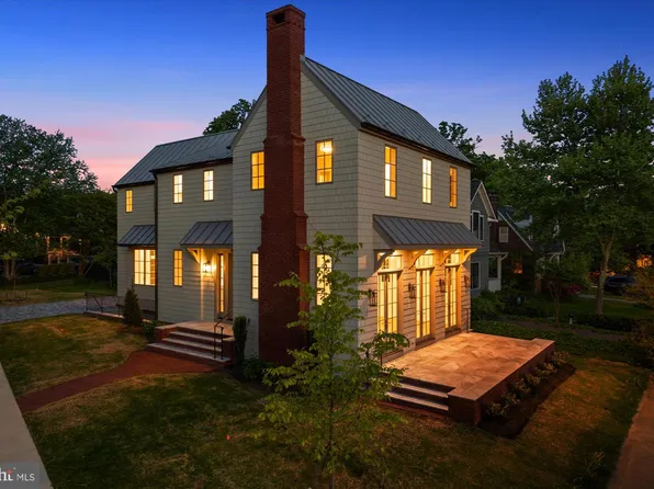 1004 Virginia Ave, Alexandria, VA 22302