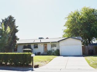 5012 Donovan Dr, Carmichael, CA 95608