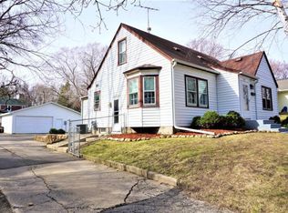 513 4th St W, Hastings, MN 55033