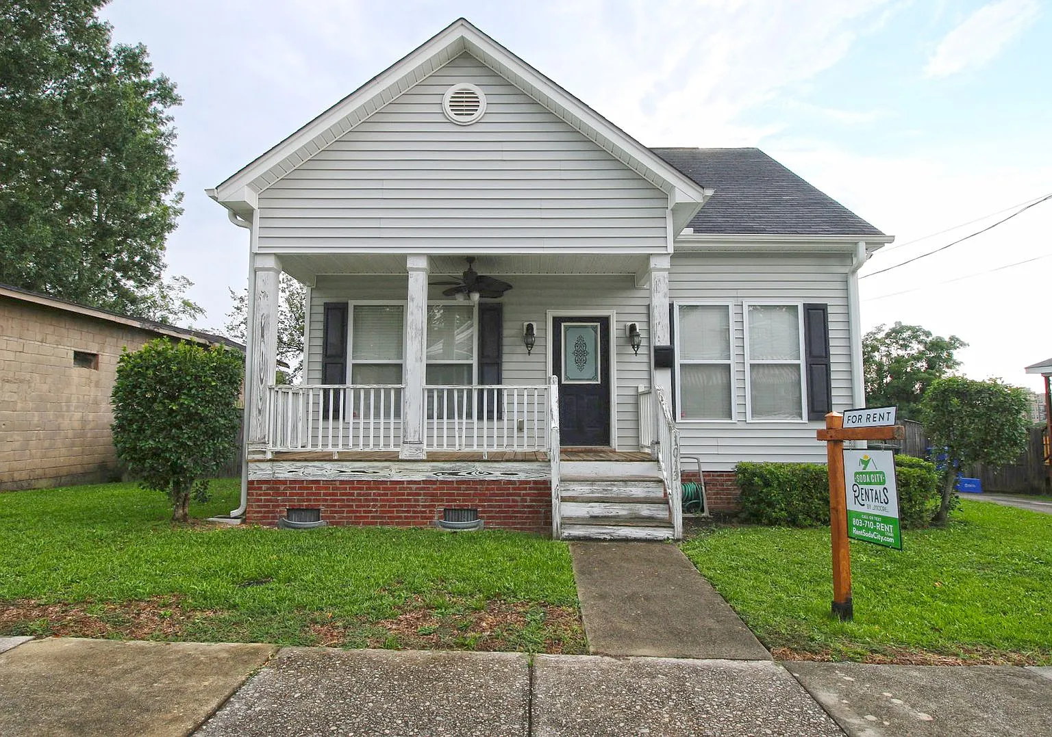 1013 Pine Street — Photo 1