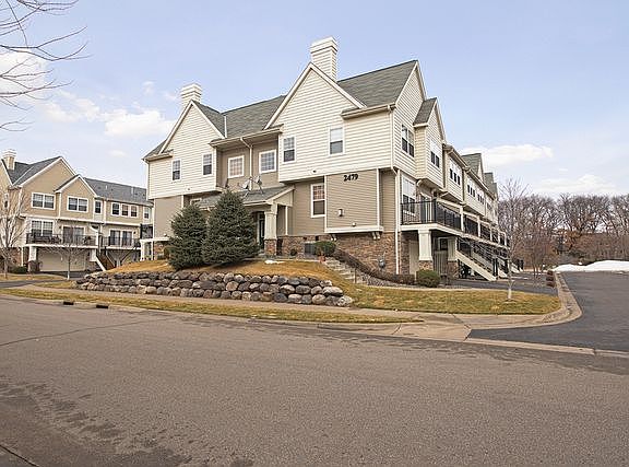 3rd image of 2479 121st Cir NE Unit L